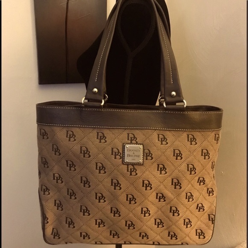 Dooney & Bourke Signature Tote